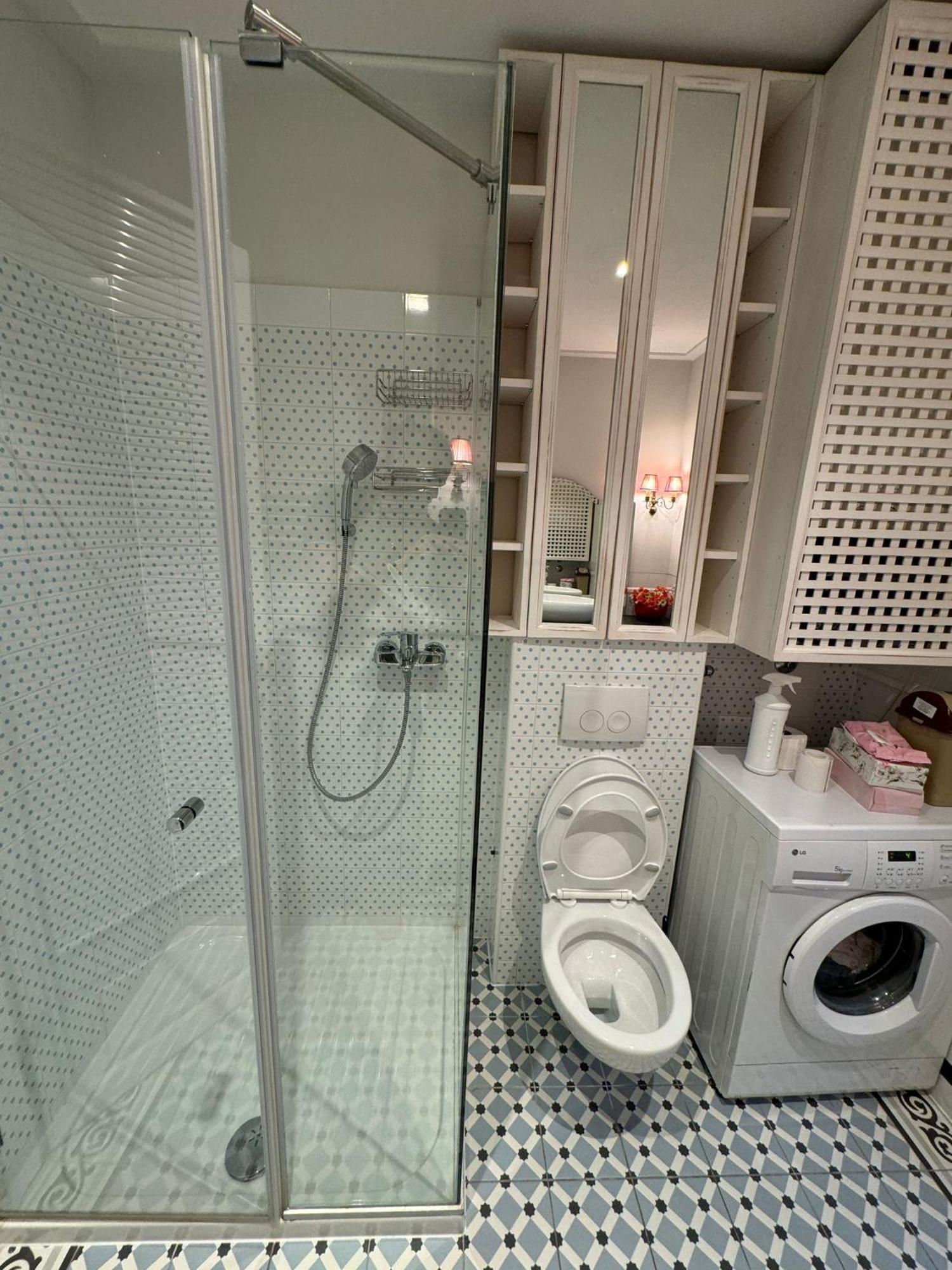 Tekija Central Stay Apartment Сараево Екстериор снимка